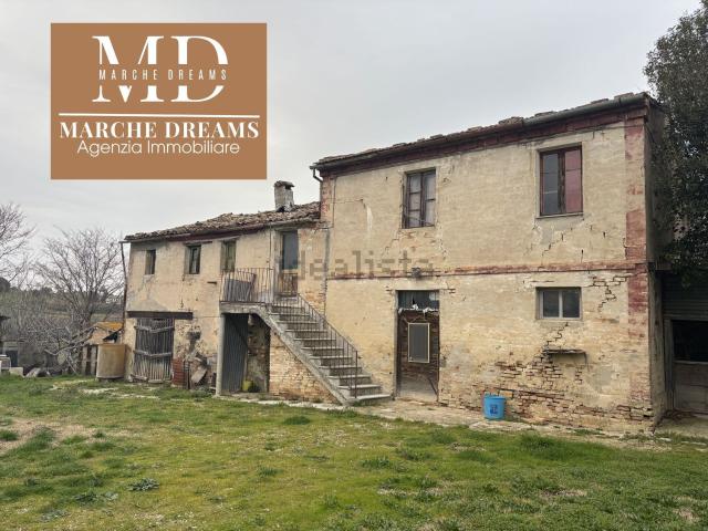 Rustico in vendita a Marche, Macerata