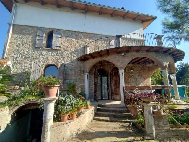 Rustico in vendita a Salsomaggiore Terme, Reggio Emilia