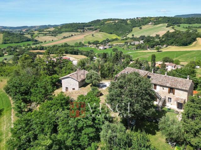 Rustico in vendita a Marche, Macerata