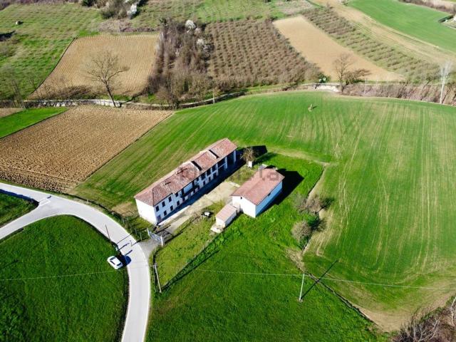 Rustico in vendita a Piemonte, Asti