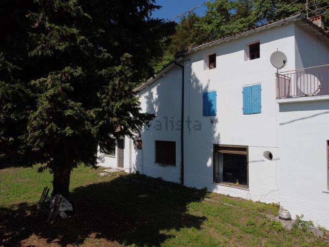 Rustico in vendita a Caprino Veronese, Veneto