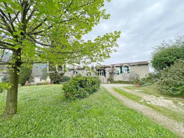 Rustico in vendita a Pozzuolo, Bagni Di Lucca Ponte