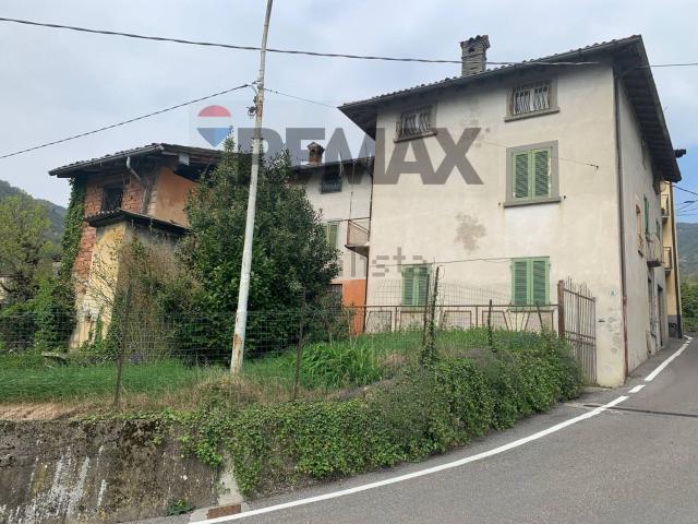Rustico in vendita a Gaverina Terme, Lombardia