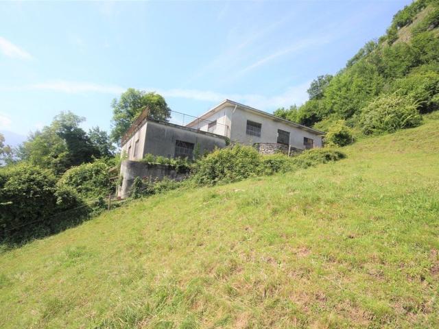 Rustico in vendita a Rogaro, Tremezzina