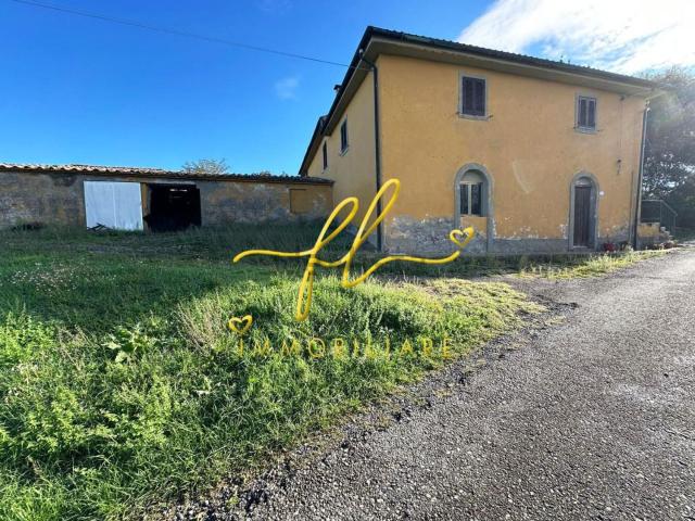Rustico in vendita a Larderello, Toscana