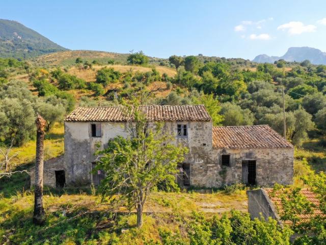 Rustico in vendita a Cefalù, Sicilia