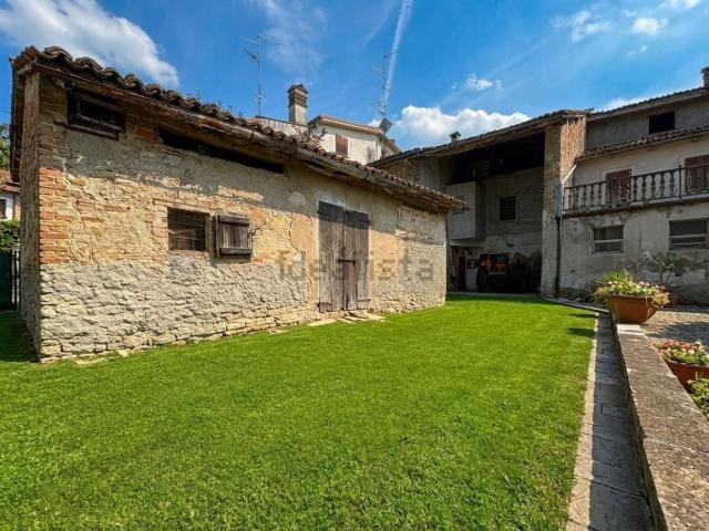 Rustico in vendita a Tresinaro - Secchia, Re