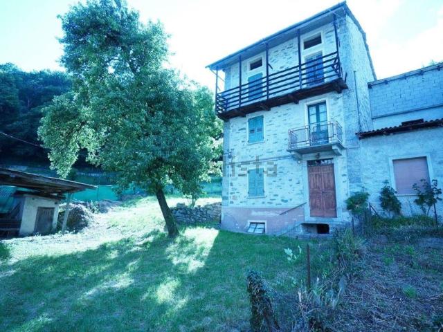 Rustico in vendita a Comunità montana della Valchiavenna, Gordona