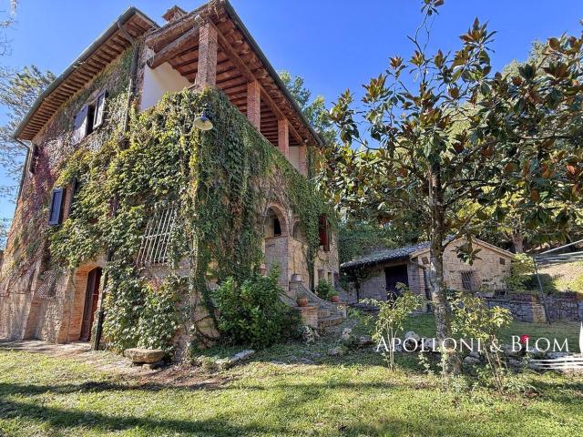 Rustico in vendita a Abbadia Di Montepulciano, Toscana