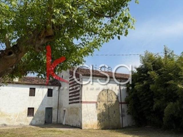 Rustico in vendita a Poiana Maggiore, Veneto