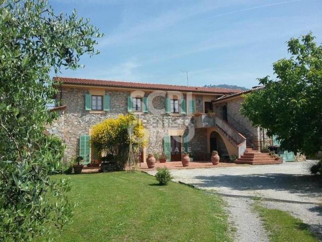 Rustico in vendita a Pozzarello, Montevettolini