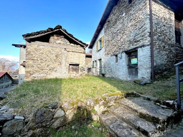 Rustico in vendita a Dorio, Lombardia