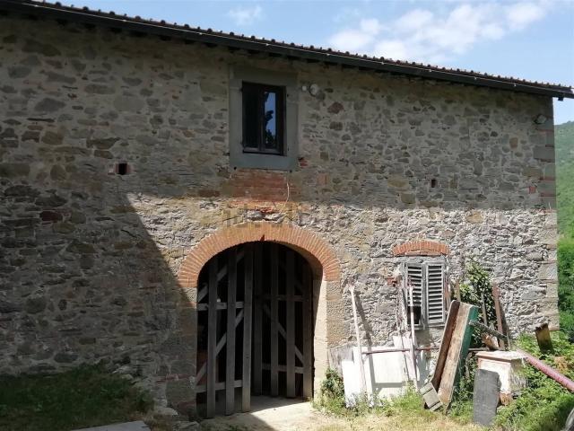 Rustico in vendita a Dicomano, Toscana