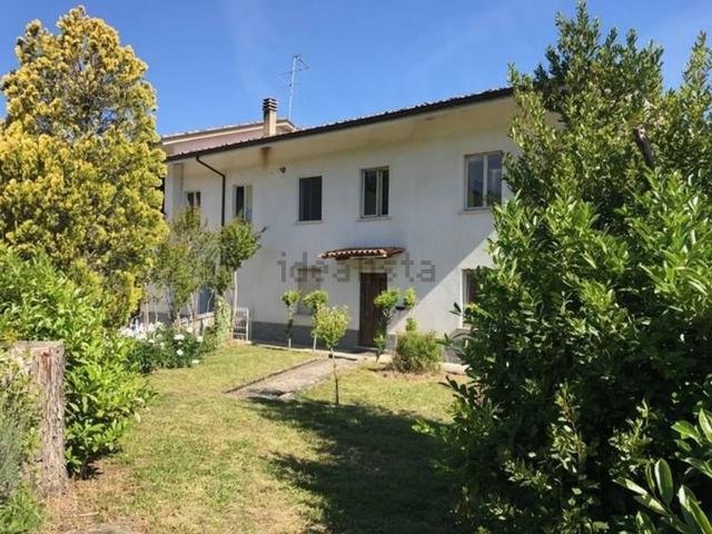 Rustico in vendita a Lugagnano Val D'arda, Reggio Emilia