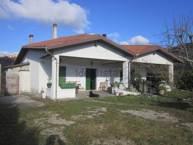 Rustico in vendita a Agnone, Molise