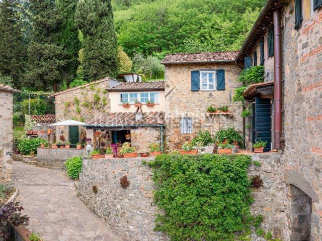 Rustico in vendita a Capannori, Toscana