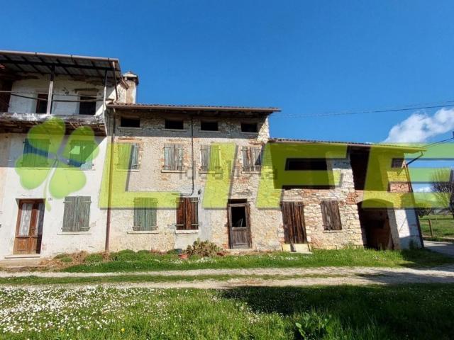 Rustico in vendita a Cavaso del Tomba, Caniezza