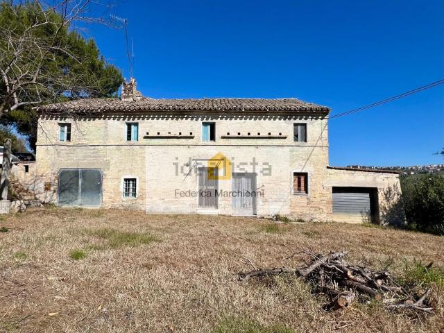Rustico in vendita a Ponte Ete, Marche