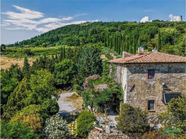 Rustico in vendita a Monterotondo Marittimo, Toscana