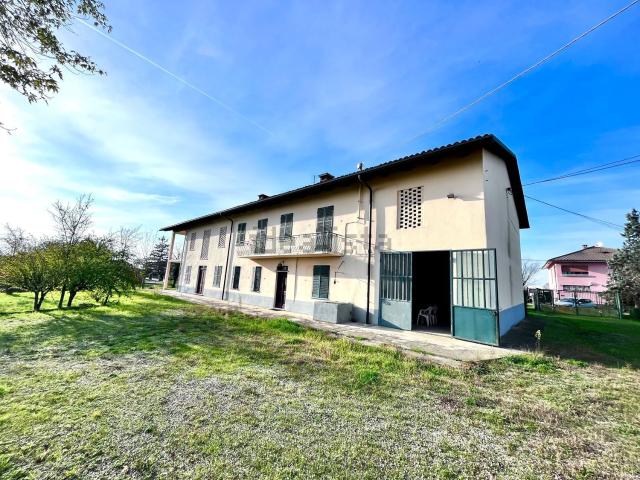 Rustico in vendita a Piemonte, Asti
