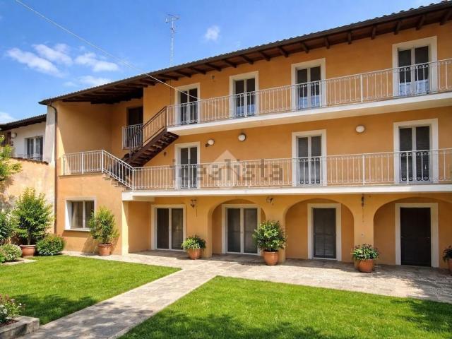 Rustico in vendita a Villa Di Serio, Lombardia