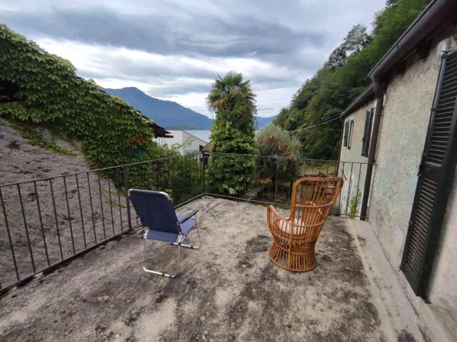 Rustico in vendita a Trezzone, Lombardia