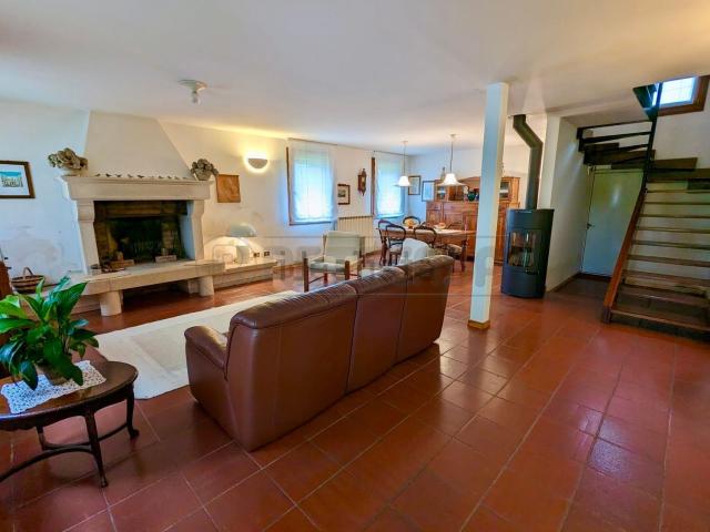 Rustico in vendita a Costozza, Longare