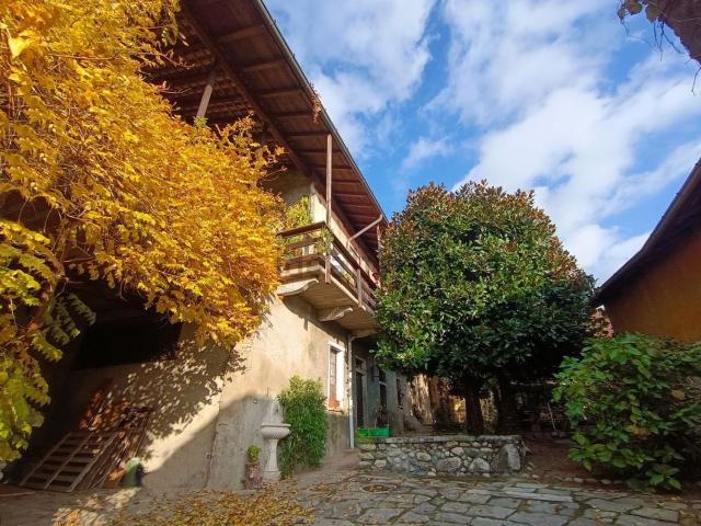 Rustico in vendita a Casale Litta, Lombardia