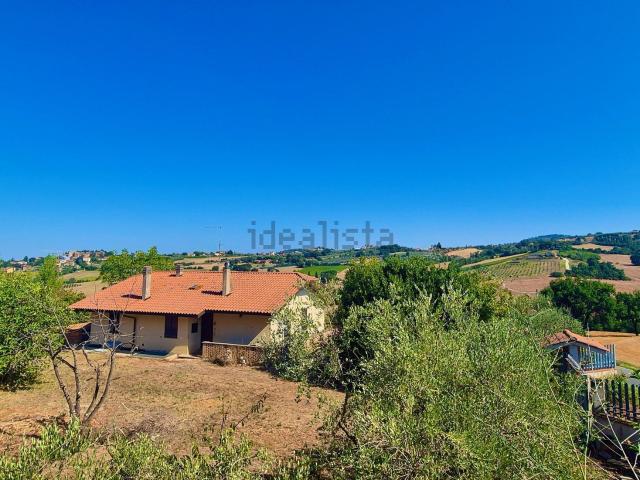 Rustico in vendita a Izzalini, Umbria