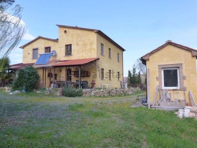 Rustico in vendita a Guardistallo, Toscana