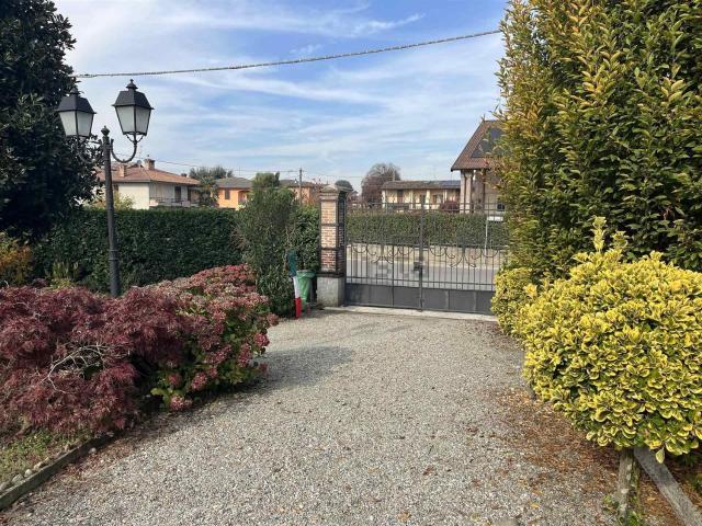 Rustico in vendita a Credera Rubbiano, Lombardia