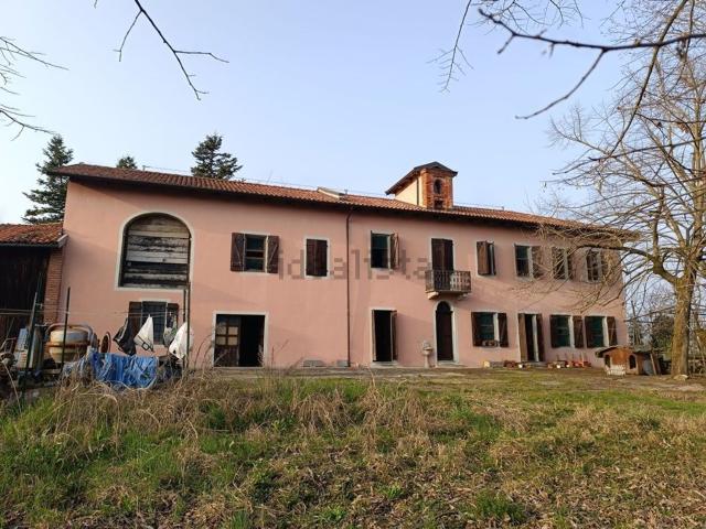 Rustico in vendita a Piemonte, Asti