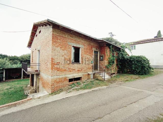 Rustico in vendita a Lucignano, Toscana