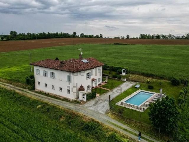 Rustico in vendita a Costa Trucchi, Marene