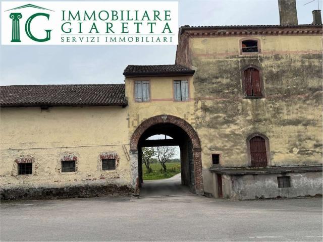Rustico in vendita a Schiavon, Veneto