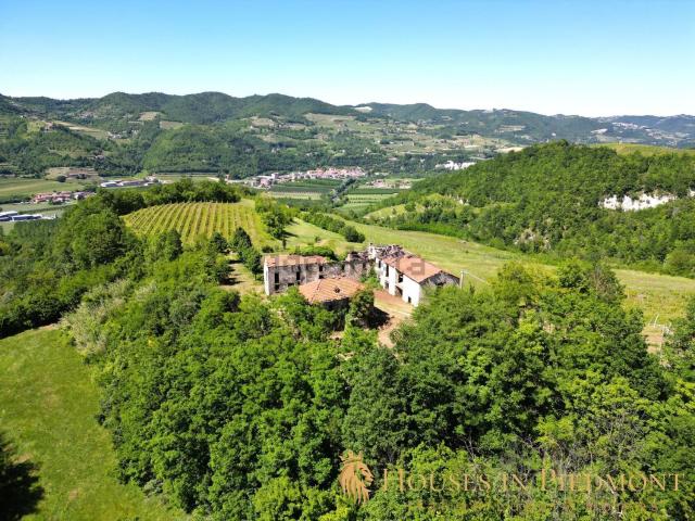 Rustico in vendita a Piemonte, Asti