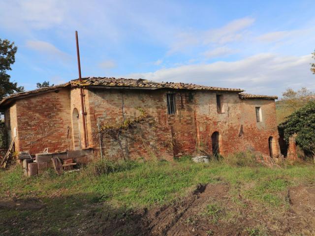 Rustico in vendita a Costalpino, Siena