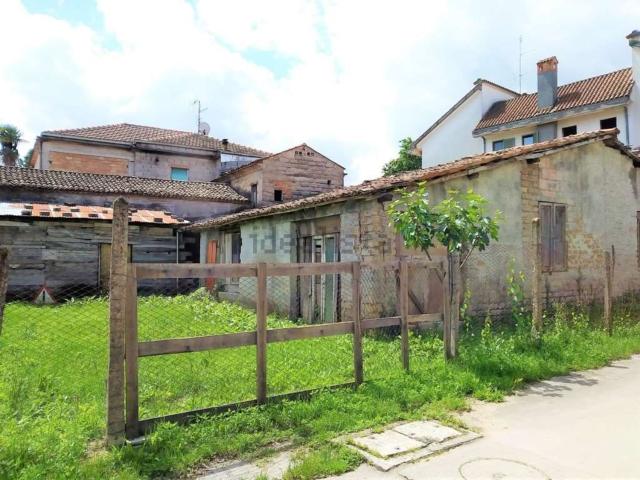 Rustico in vendita a De Matthaeis, Frosinone