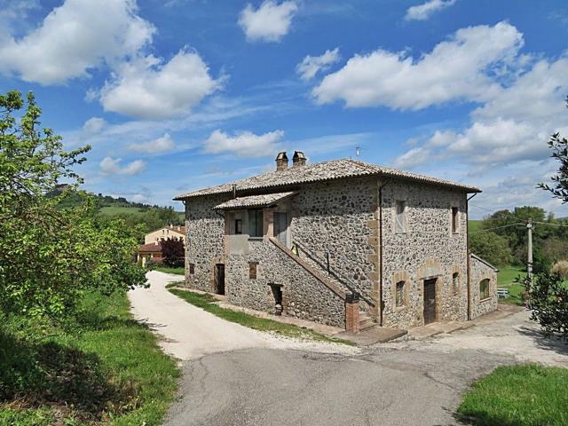 Rustico in vendita a Sferracavallo, Orvieto