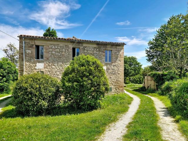 Rustico in vendita a Marche, Ascoli Piceno