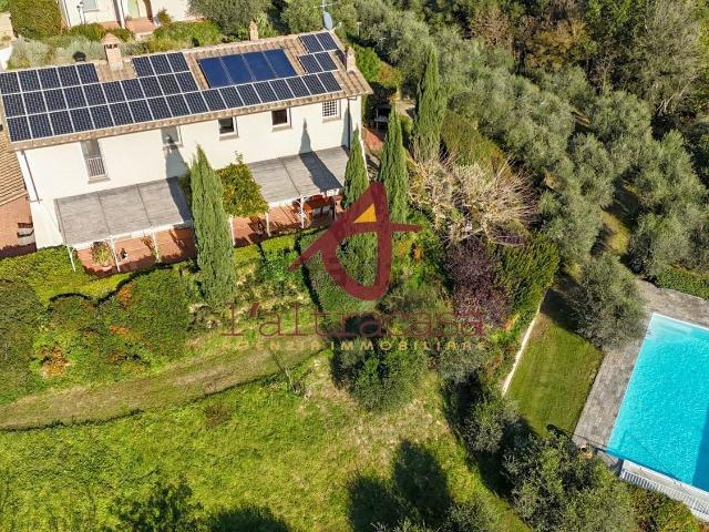 Rustico in vendita a Montopoli In Val D'arno, Toscana