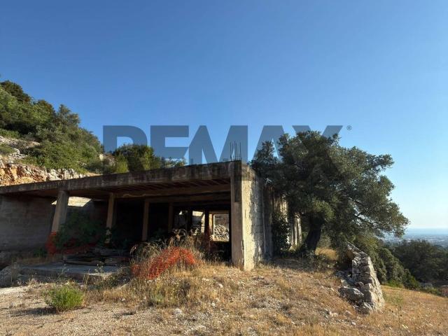 Rustico in vendita a Canale di Pirro, Puglia