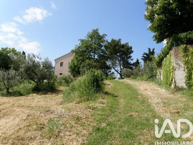 Rustico in vendita a Carignano, Marche