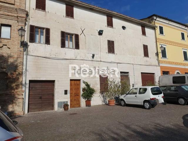Rustico in vendita a Orciano di Pesaro, Pesaro e Urbino