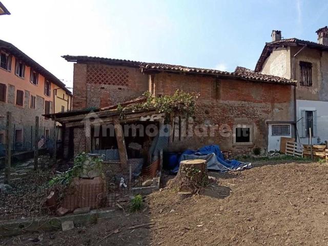 Rustico in vendita a Levate, Lombardia