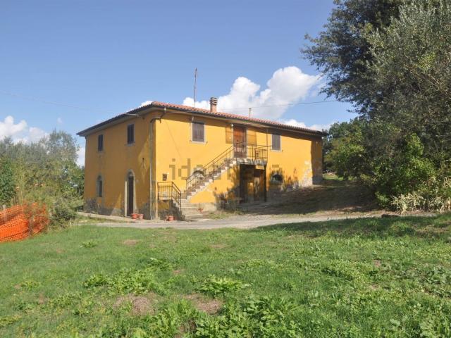 Rustico in vendita a Larderello, Toscana