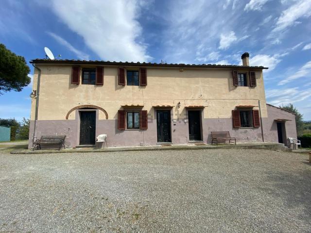 Rustico in vendita a Legoli, Toscana