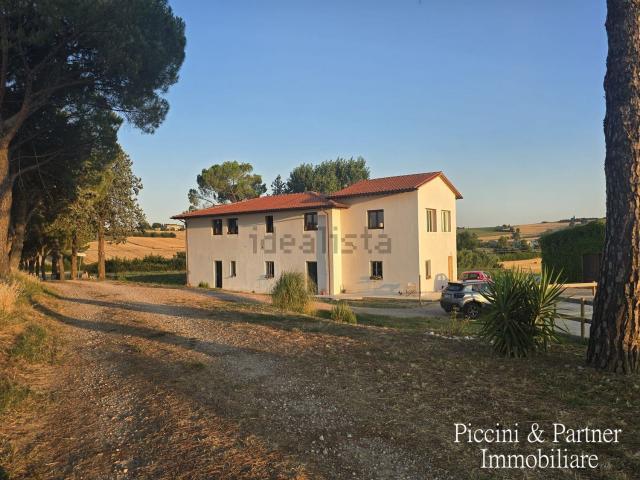 Rustico in vendita a Marsciano, Umbria