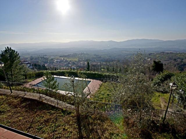 Rustico in vendita a Unione di Comuni Valdarno e Valdisieve, Reggello