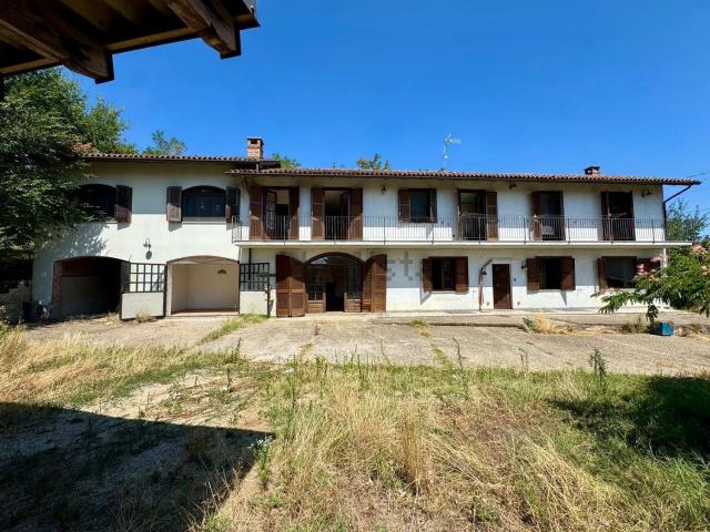 Rustico in vendita a Castagnole Monferrato, Asti